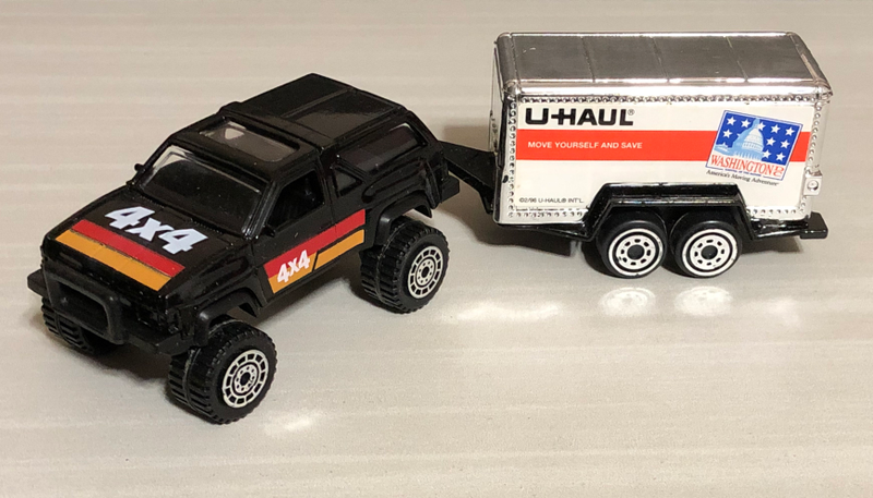 I loved having diecast of realistic everyday stuff, and the triangle Pathfinder windows and U-Haul colors do not disappoint